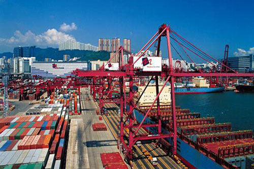 2020年對(duì)外貿(mào)易創(chuàng)歷史新高，跨境電商出口“爆單”破萬億元