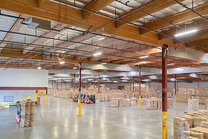 海外倉(cāng)代發(fā)貨、FBA中轉(zhuǎn)、退貨換標(biāo)服務(wù)