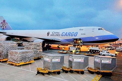 空派/空卡和空運、快遞有什么區(qū)別？