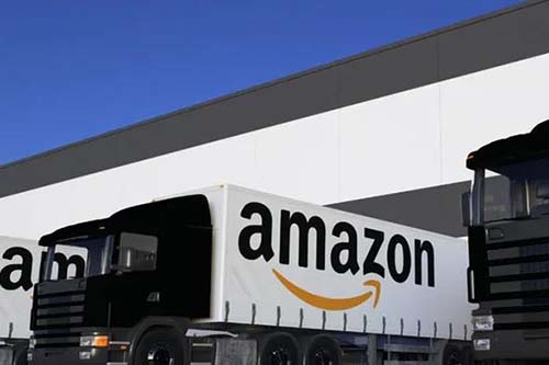 紐酷國際在芝加哥、紐約等地設(shè)美中、美東聯(lián)合倉，在洛杉磯自營200,000呎美西海外倉