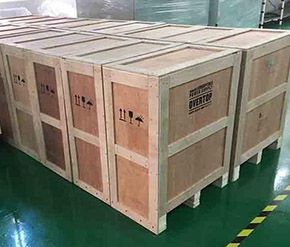 超大件產(chǎn)品入倉后必須要驗貨，要求出口材質(zhì)夾板，膠合板，三合板等包裝，帶合頁帶卡腳，卡腳帶包邊，木箱需打合頁。否則可能產(chǎn)生額外費用