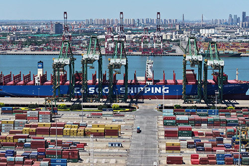 1747884173840534.jpg 鹽田碼頭集裝箱出口